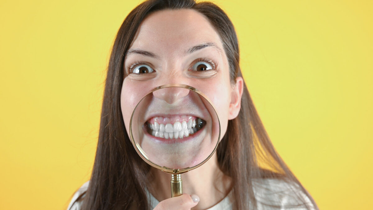 Fix Crooked Teeth With Porcelain Veneers‌