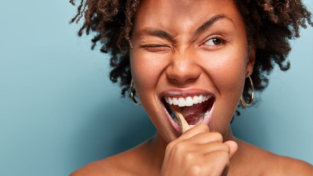 Tooth Brushing - What Is the Correct Way Anyway?