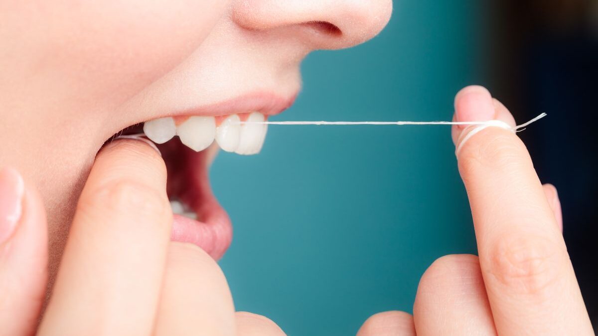 7 Flossing Mistakes & How To Avoid Them