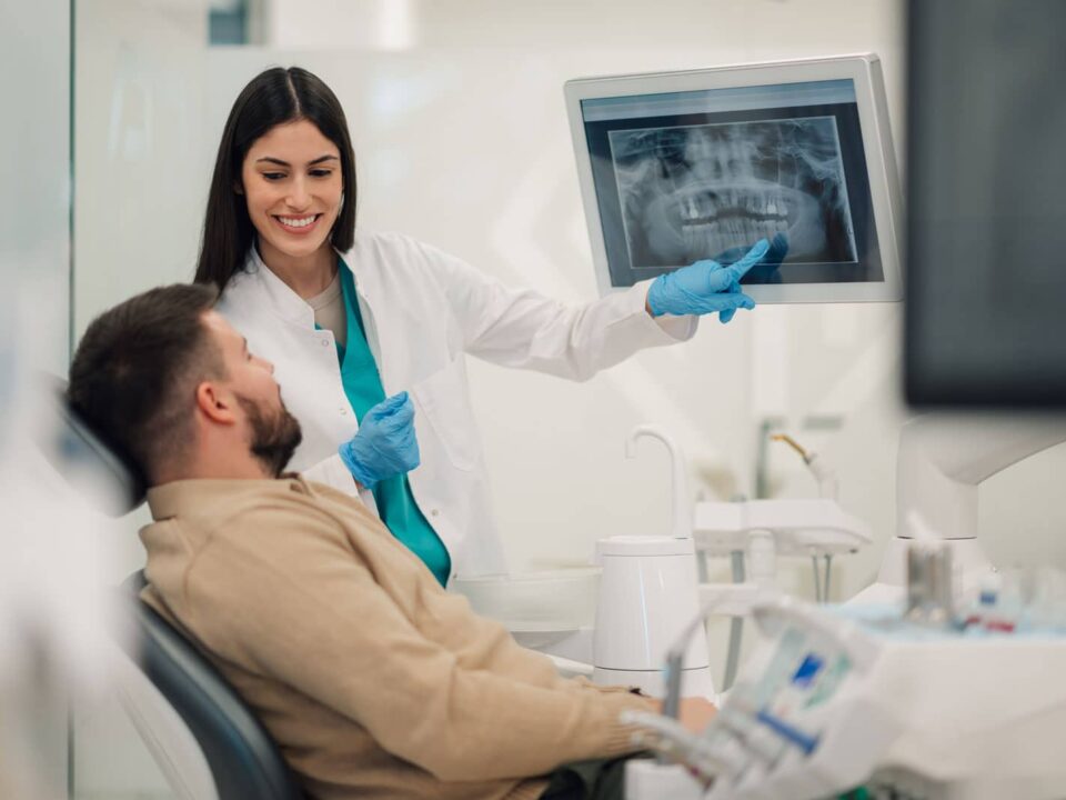 What Should You Look for in a Biomimetic Dentist Near You in Orange County? 2 What Should You Look for in a Biomimetic Dentist Near You in Orange County?